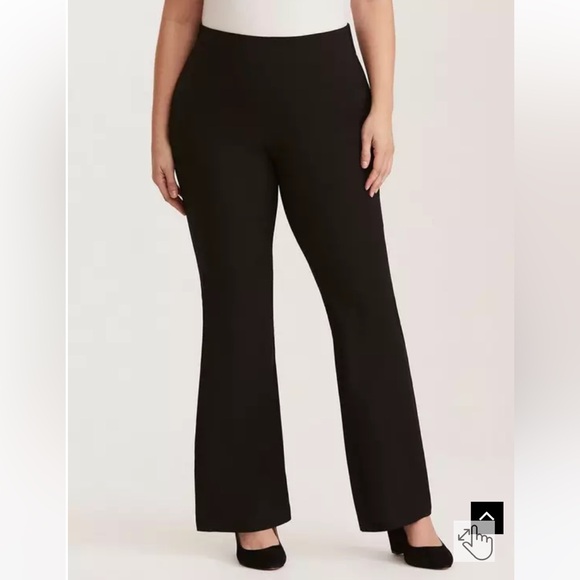 NWT Torrid Crepe Slim Flare Pants Navy Blue, size 18 - Picture 6 of 9